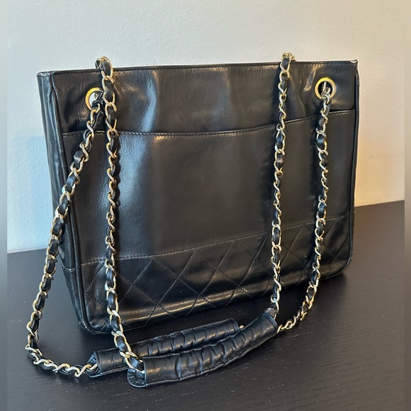 Vintage Chanel bag (1989) - Picture 2 of 12